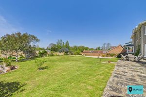 Gardens- click for photo gallery